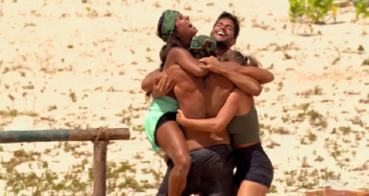 Carol Peixinho, André Martinez, Kaysar e Jéssica comemoram vitória na prova do privilégio em No Limite Tribo Calango vence prova do privilégio em No Limite