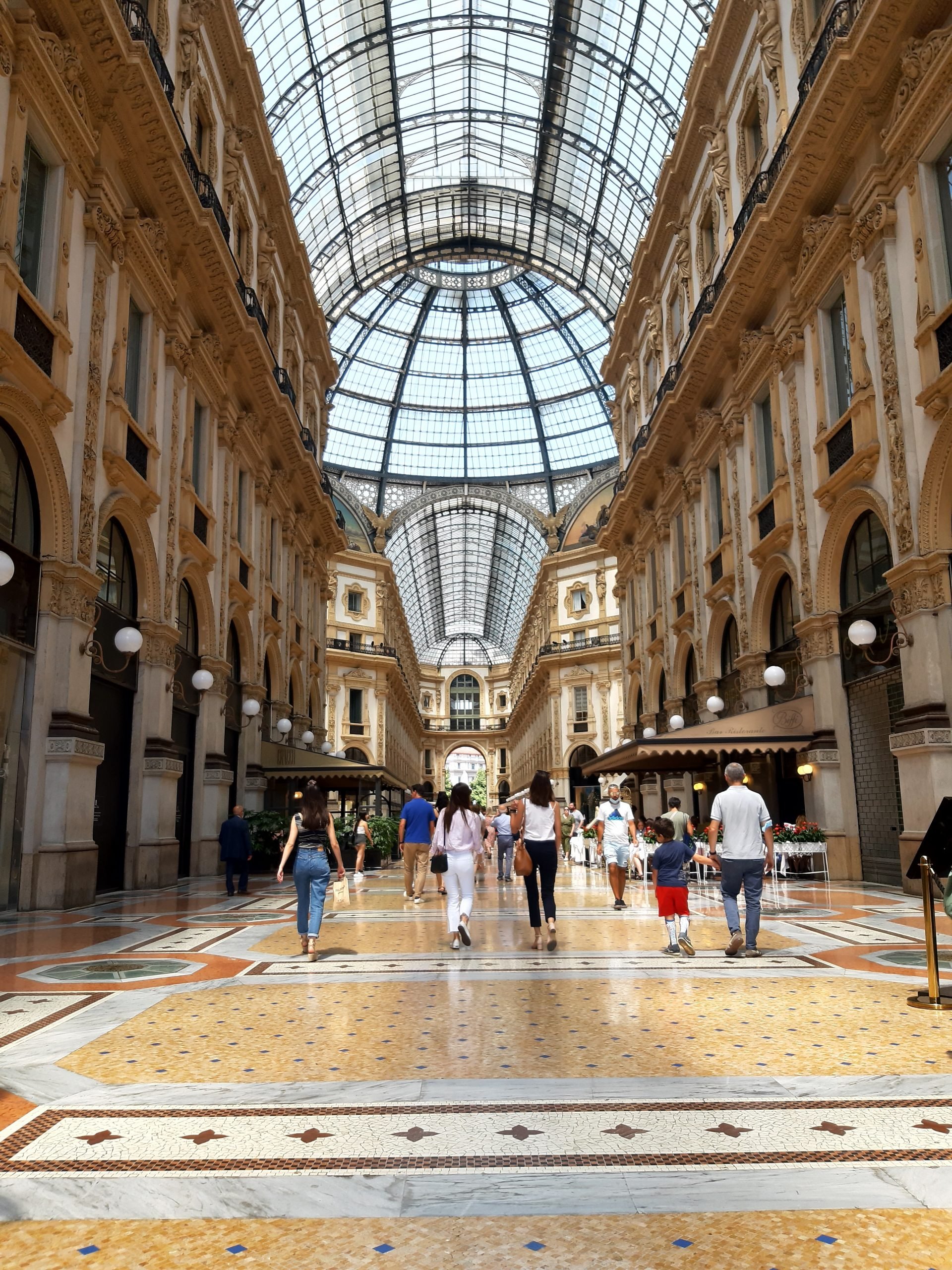 Morar na Itália: Milão Galleria Vittorio Emanuele