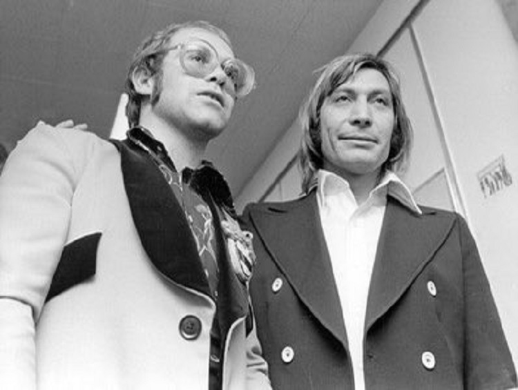 Foto de Elton John e Charlie Watts