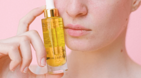 Cleansing Oil: hidrata e preserva a oleosidade natural da pele