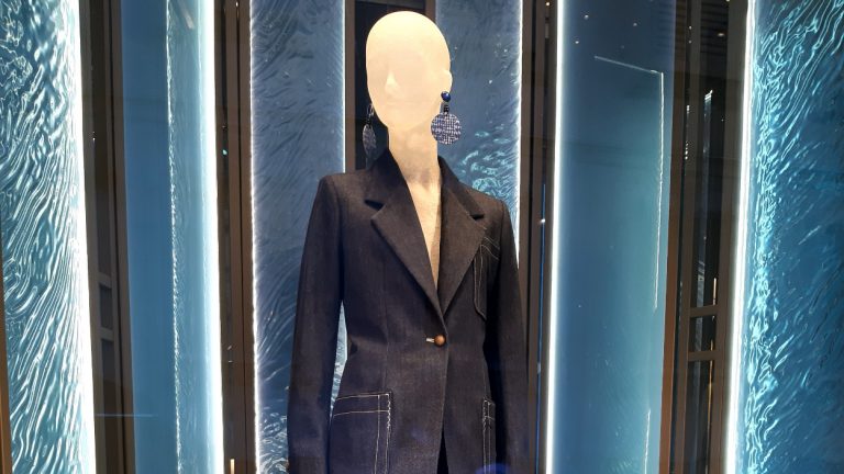 Inverno 2022: tendências e vitrines de Milão fall-winter 22-23