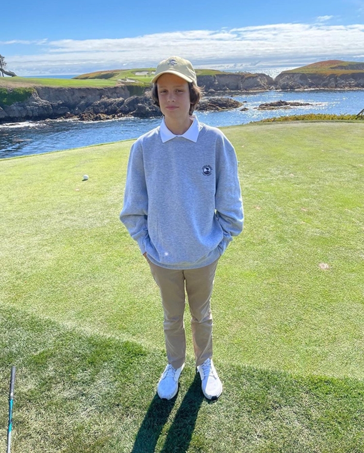 Jake, filho de Tom Brady, faz 14 anos. Foto de Jake, filho de Tom Brady.