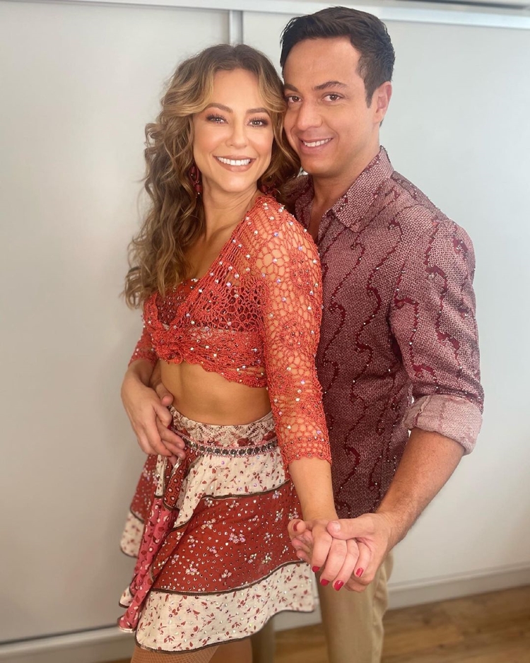 Foto de Paolla Oliveira e Leandro Azevedo - Super Dança. 