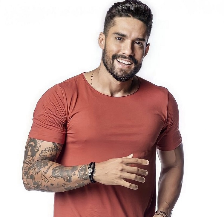 Bil Araújo