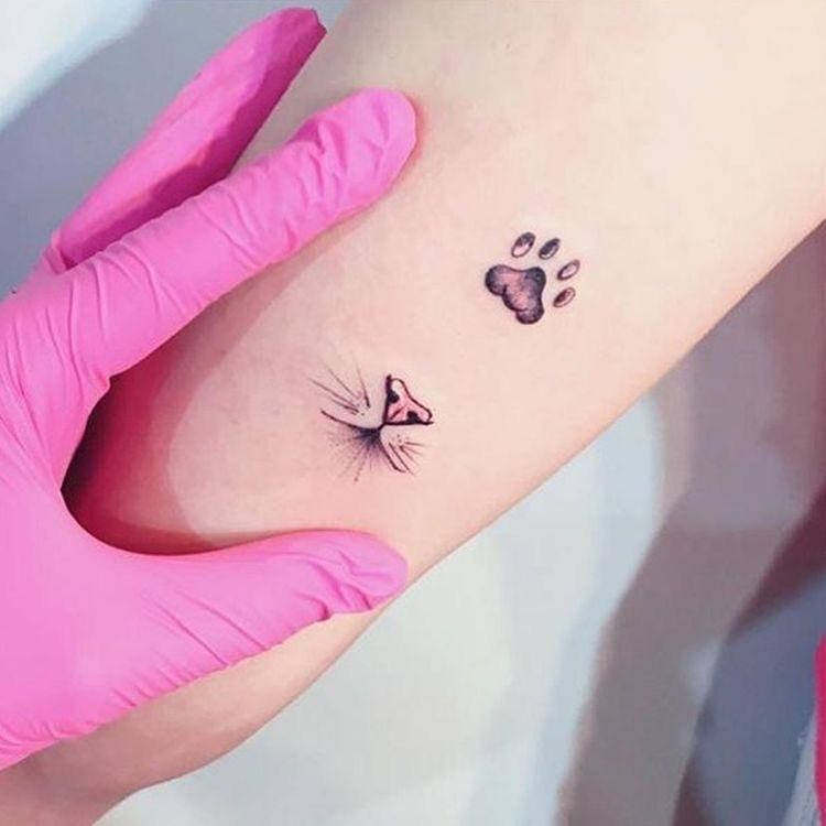 Tatuagem em homenagem a animal