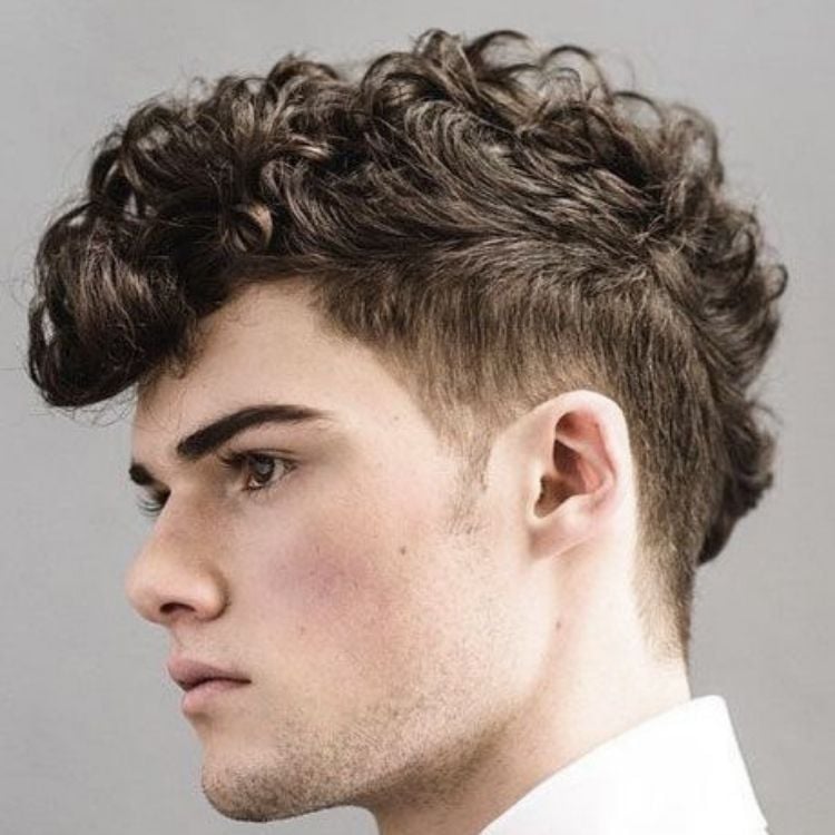 Cortes de cabelo masculino: Pompadour