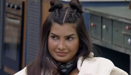 Marina Ferrari em A Fazenda (Reprodução/PlayPlus)