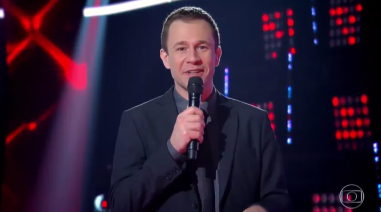 Tiago Leifert no The Voice Fonte: Globo