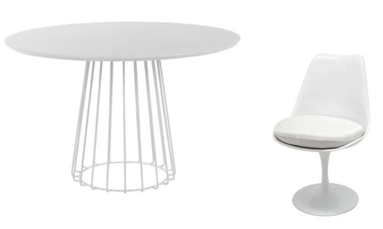 mesa e cadeira brancas