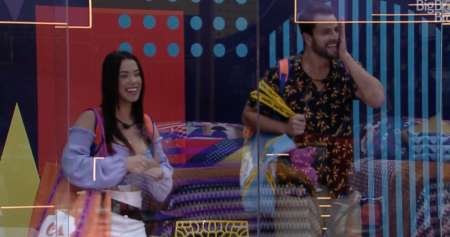 Larissa e Gustavo entraram na Casa de Vidro do BBB 22 (Fonte: Globo)