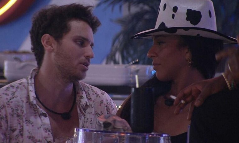 BBB 22 - Lucas erra pronomes de Lina
