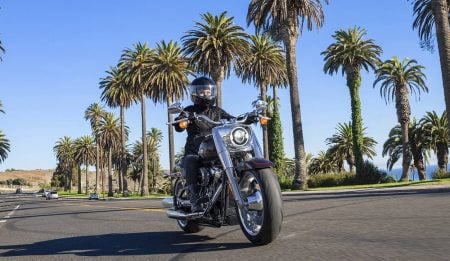 Harley-Davidson do Brasil indica técnicas de pilotagem em marcha lenta