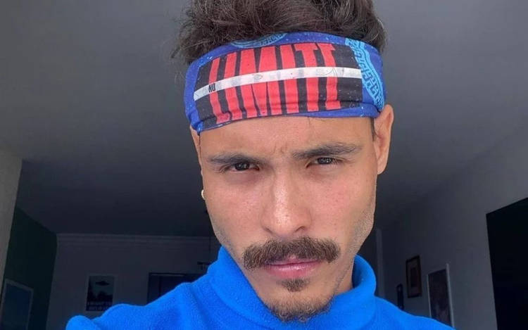 Victor Hugo ficou em quarto lugar no reality No Limite Victor Hugo garantiu o quarto lugar do reality show No Limite 2022