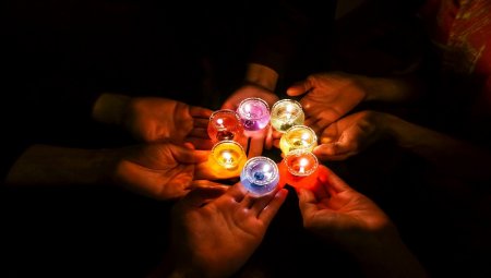 Rituais com velas: como fazer e o significado de cada cor