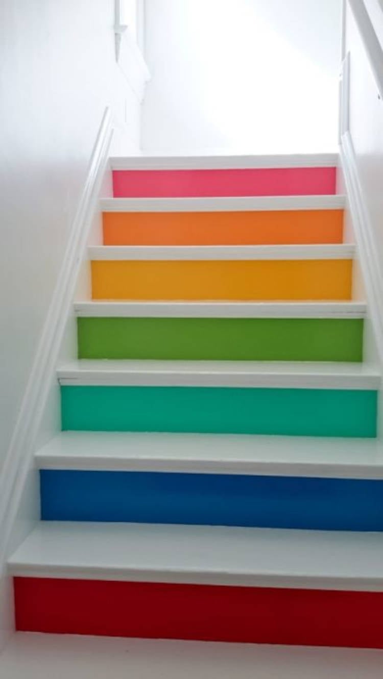 Escada colorida.