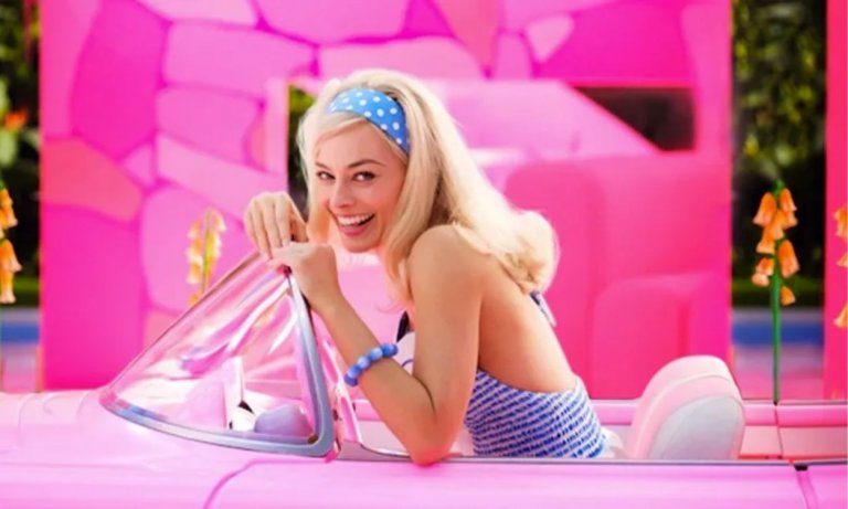 Margot Robbie será protagonista do novo filme da Barbie