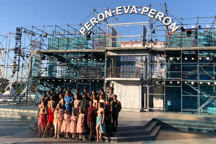 Elenco do musical Evita Open Air