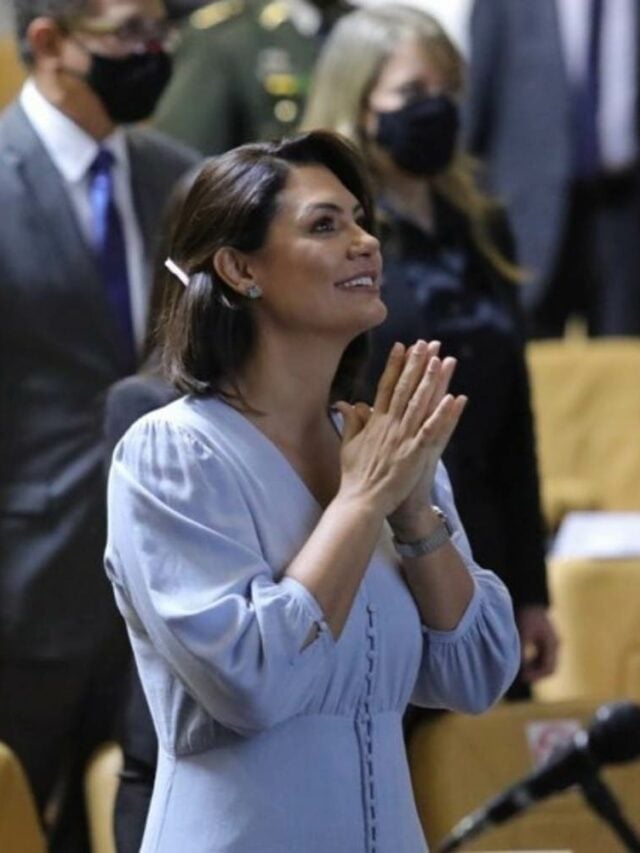 Looks de Michelle Bolsonaro: o estilo da esposa de Bolsonaro durante as Eleições 2022