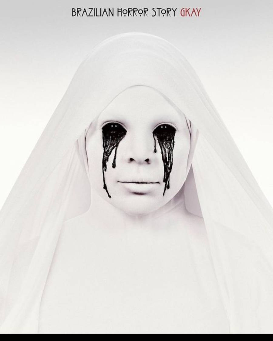Foto do rosto de Gkay fantasiada da série American Horror Story - temporada Asylum