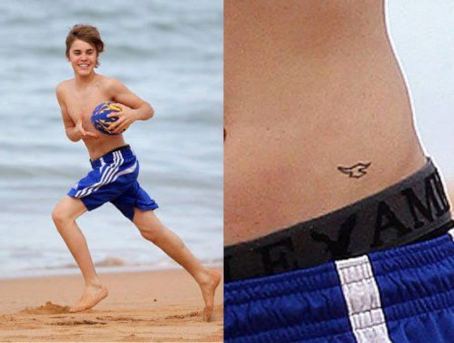 Foto com destaque na primeira tatuagem do Justin Bieber: uma gaivota