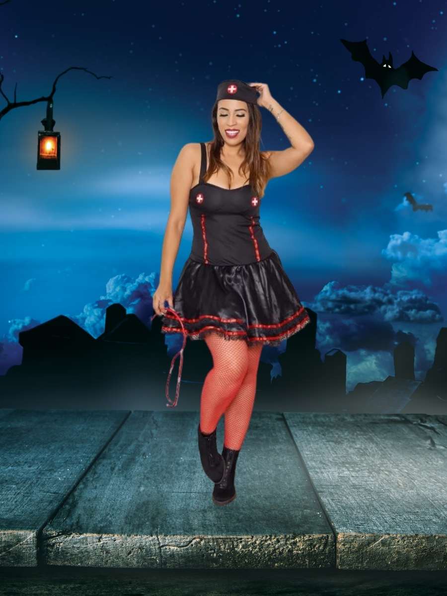 Mulher com Fantasia Halloween Vestido Enfermeira Preto Adulto.