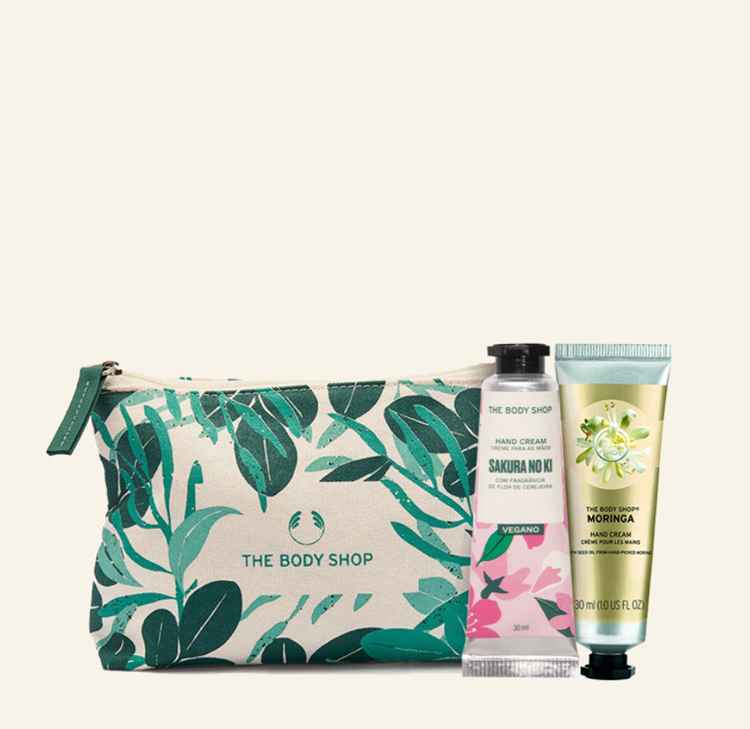 necessaire e dois cremes de mão da the body shop