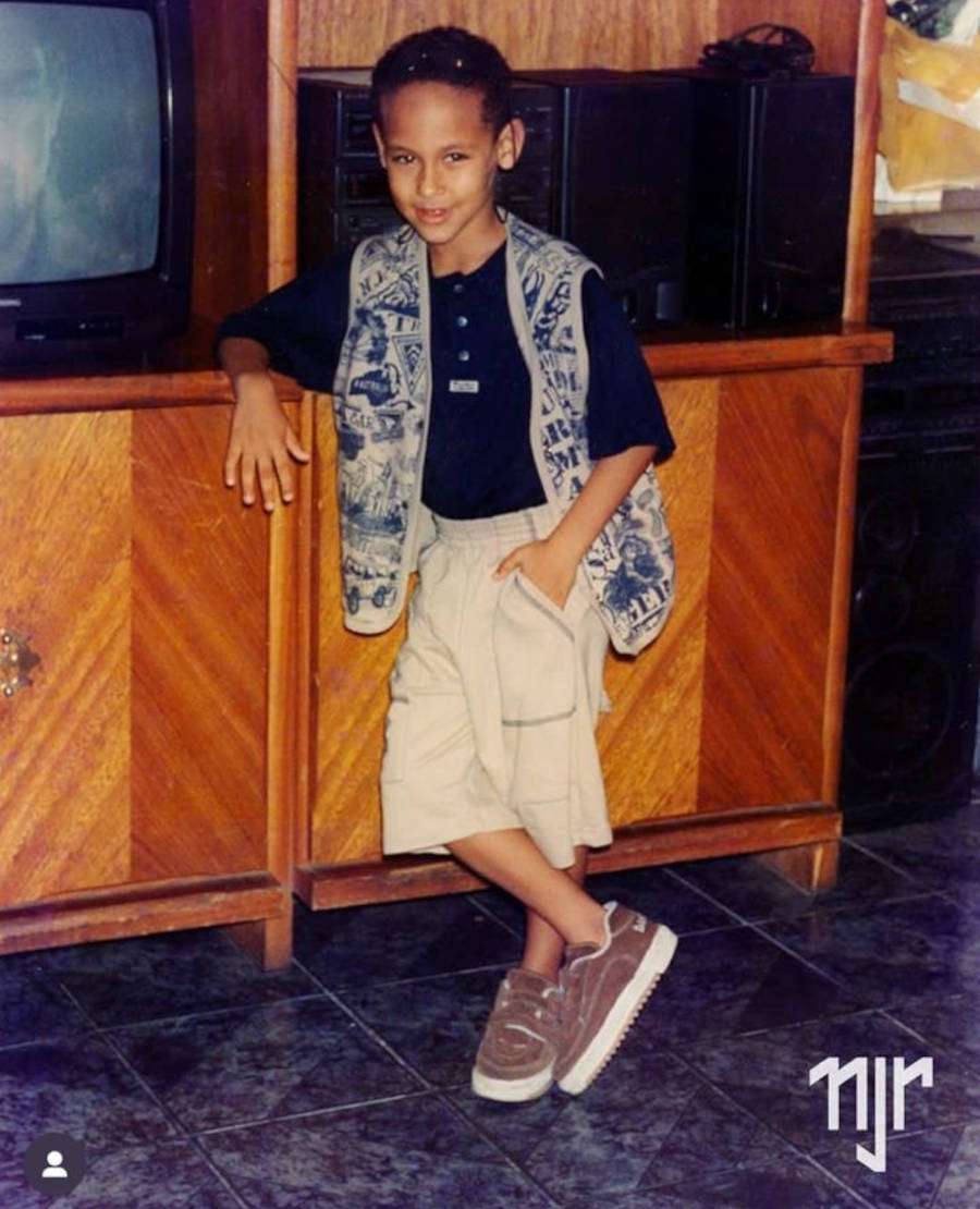 Neymar quando criança na casa dos pais