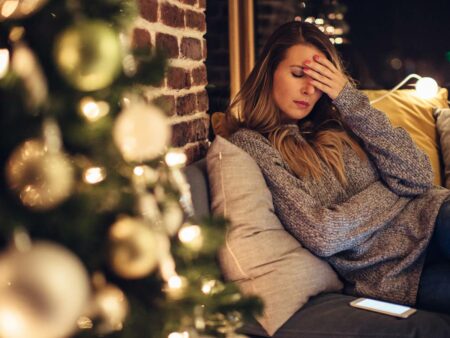 Depressão de fim de ano: psicólogo alerta para o aumento nos casos de suicídio na época do Natal