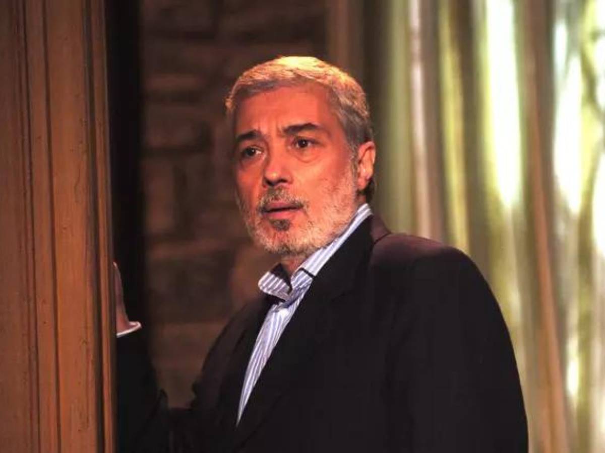 Ator Pedro Paulo Rangel como personagem Gigi da novela "Belíssima" da Globo.