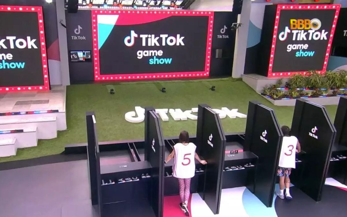 Foto de dinâmica do TikTok no Big Brother Brasil para ilustrar a enquete BBB 23