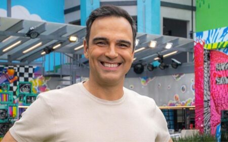 Foto de Tadeu Schmidt para ilustrar a matéria de o que tem cada dia no BBB