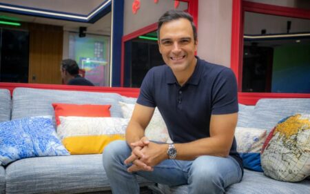Tadeu Schmidt na enquete BBB