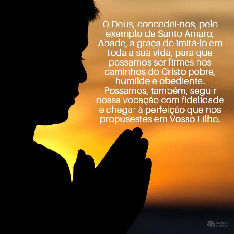Oração a Santo Amaro com foto de homem orando.