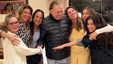 Silvio Santos e suas filhas