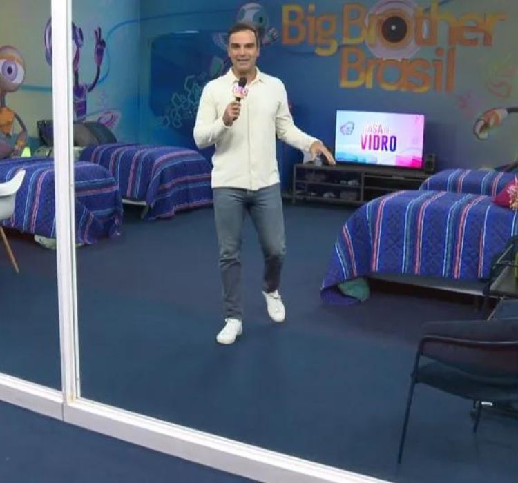 Tadeu Schmidt na Casa de Vidro