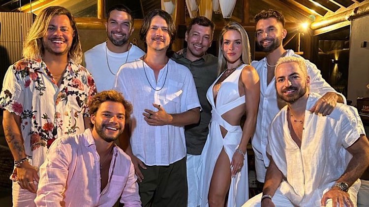 Thales Bretas, Silva e amigos.