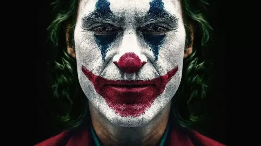 coringa interpretado por Joaquim Phoenix