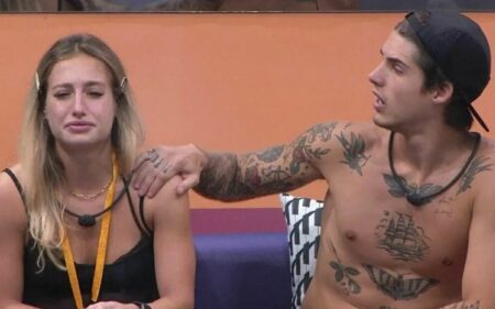 Foto de Gabriel e Bruna chorando no BBB 23 para ilustrar a enquete BBB