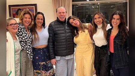 Filha de Silvio Santos.