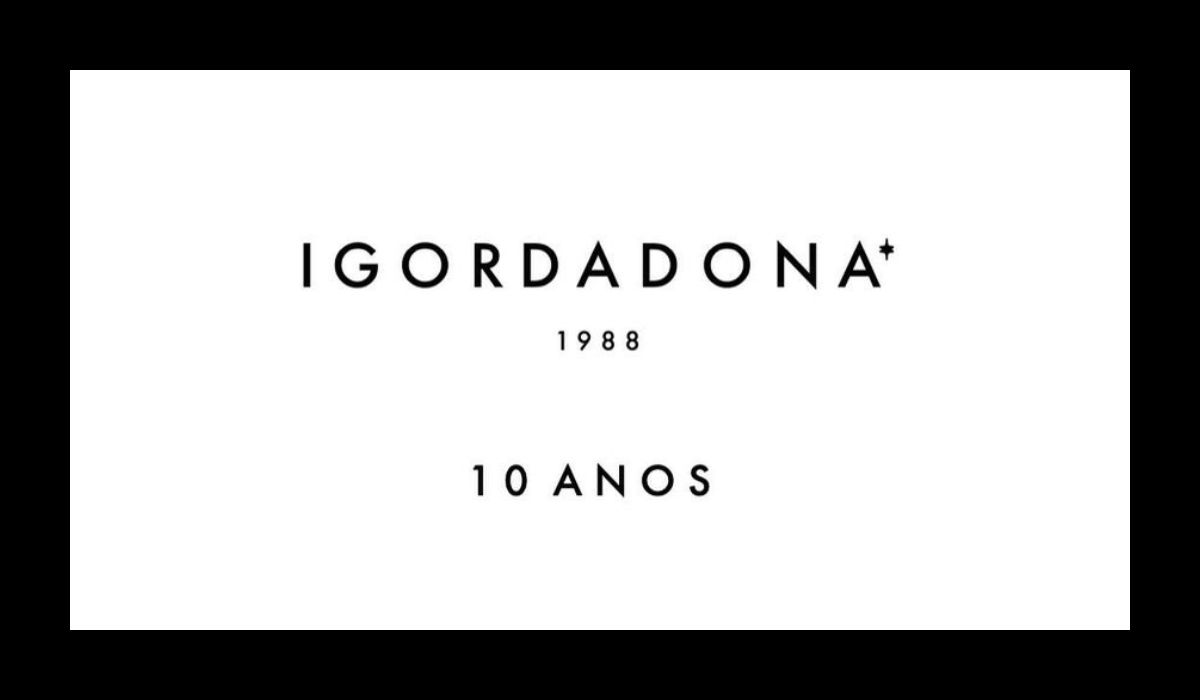 Imagem preto e branco escrito "Igordadona - 1988 - 10 anos"
