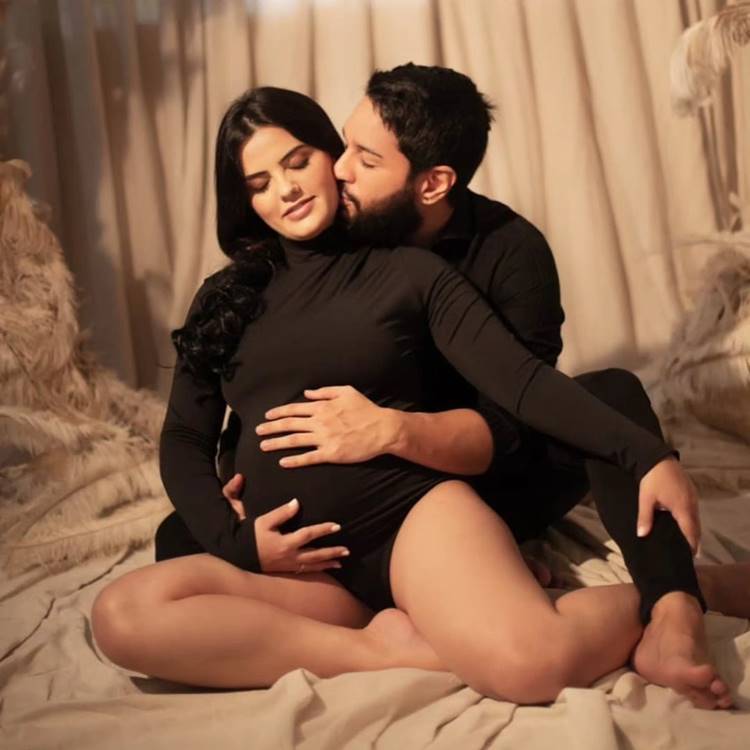 Sunaika Bruna grávida em foto ao lado de Lucas Lira