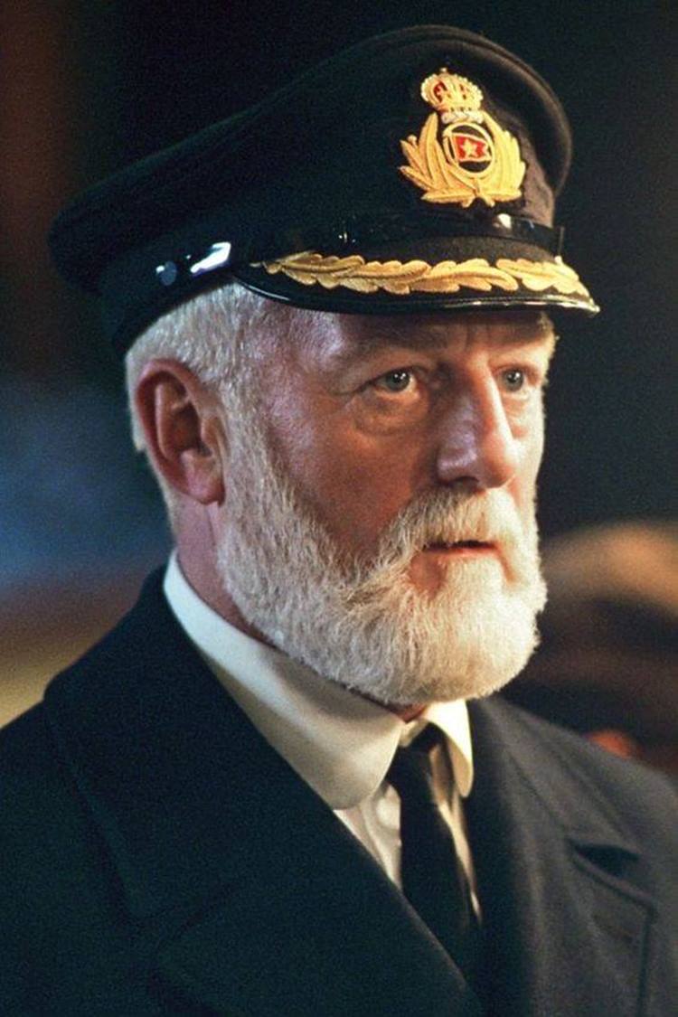 Ator Bernard Hill no filme Titanic