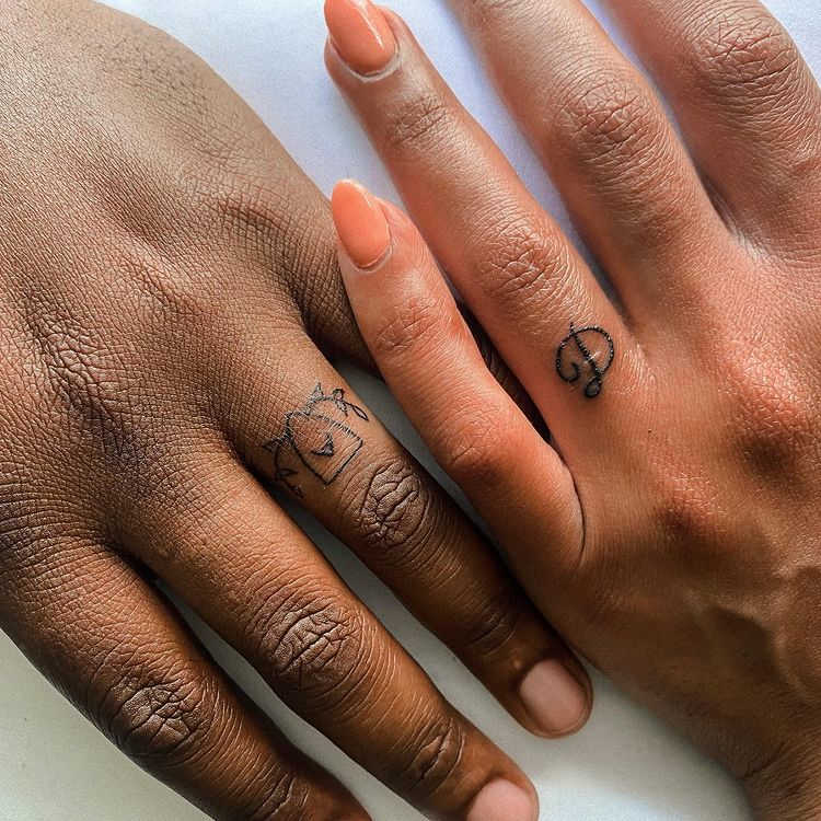 tatuagens imitando anéis