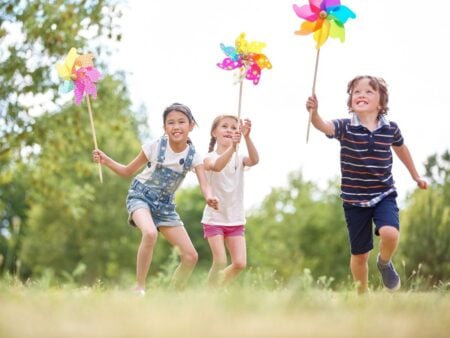 Brincadeiras para Dia das Crianças: + de 20 ideias divertidas