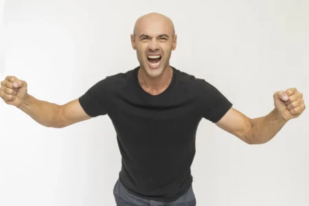 Dedé é participante de No Limite 2023