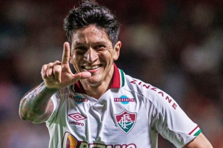 Fluminense avança à Final da Libertadores após 15 anos com gol de Cano