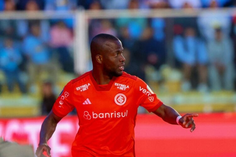 Enner Valencia sofre ataques racistas após eliminação do Internacional na Libertadores