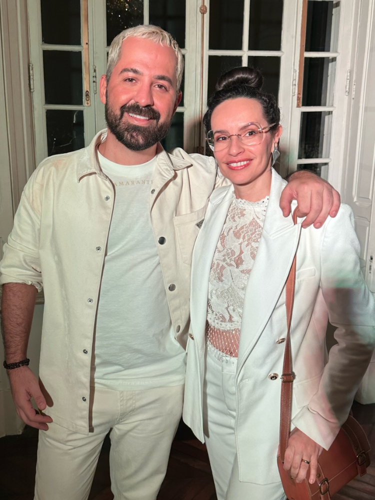 Eduardo Amarante posa com Denise Pitta
