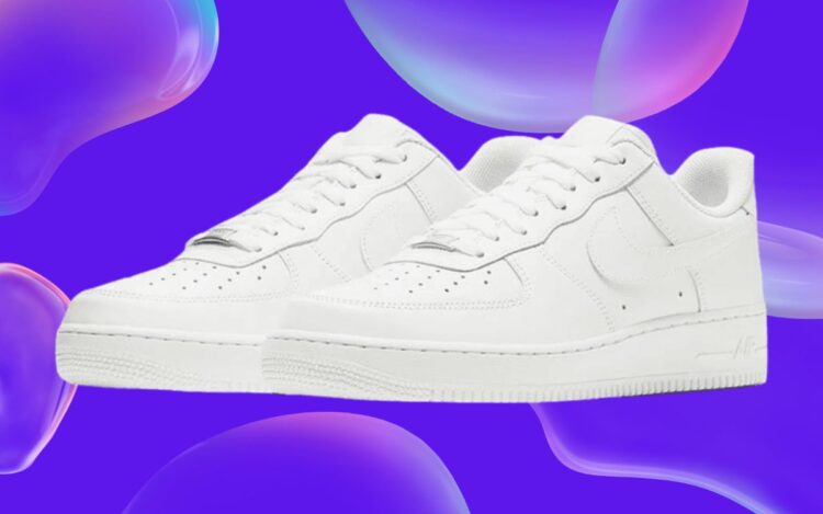 fundo roxo com desenhos de bolhas e tênis Nike Dunk