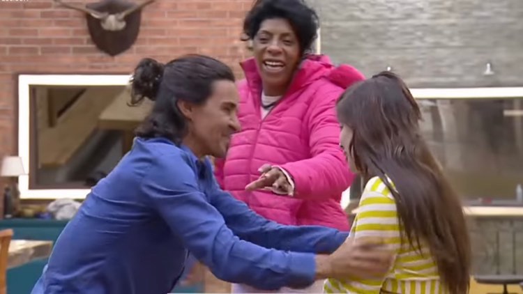 Madrugada de A Fazenda 15 tem treta de Shay e Black após eliminação de Alicia.